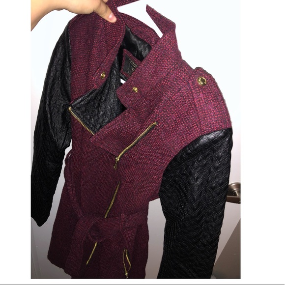 •SOLD • - Picture 2 of 3